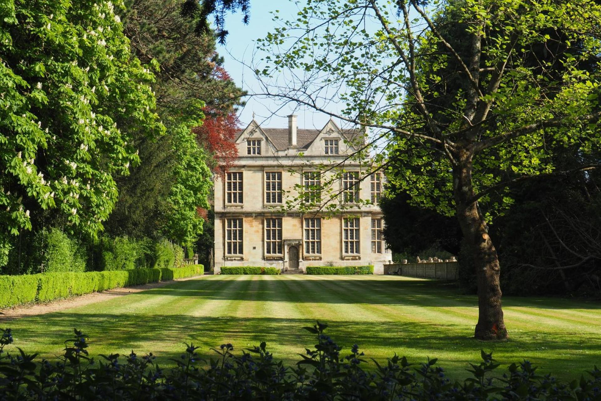 The Hall - Historic Grade I-Listed Jacobean Mansion Bradford-On-Avon ภายนอก รูปภาพ