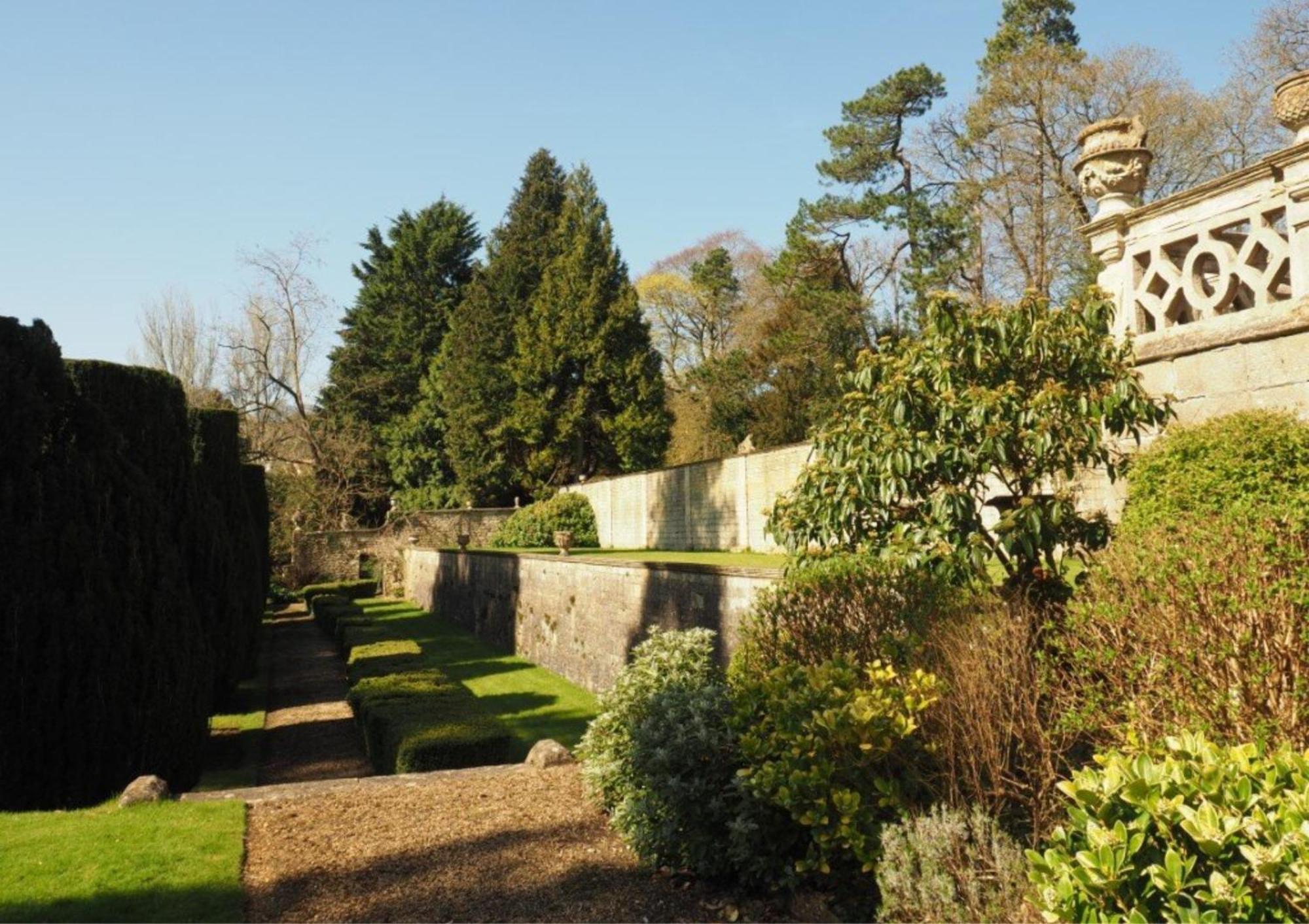 The Hall - Historic Grade I-Listed Jacobean Mansion Bradford-On-Avon ภายนอก รูปภาพ